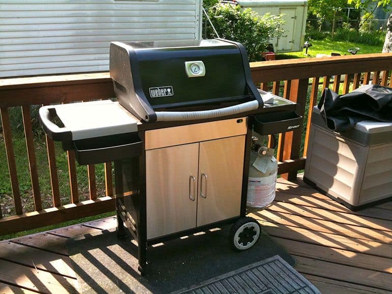 weber spirit 210