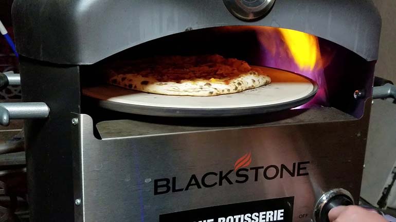blackstone pizza oven review