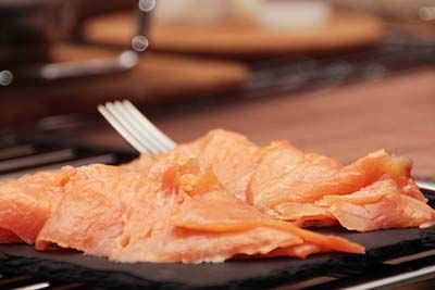https://theonlinegrill.com/wp-content/uploads/2019/08/cold-smoked-salmon-recipe.jpg