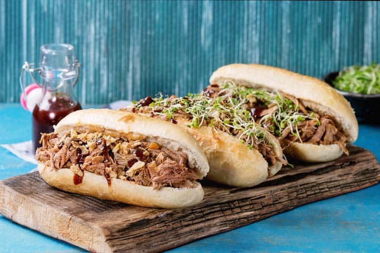 pulled pork sandwiches 1