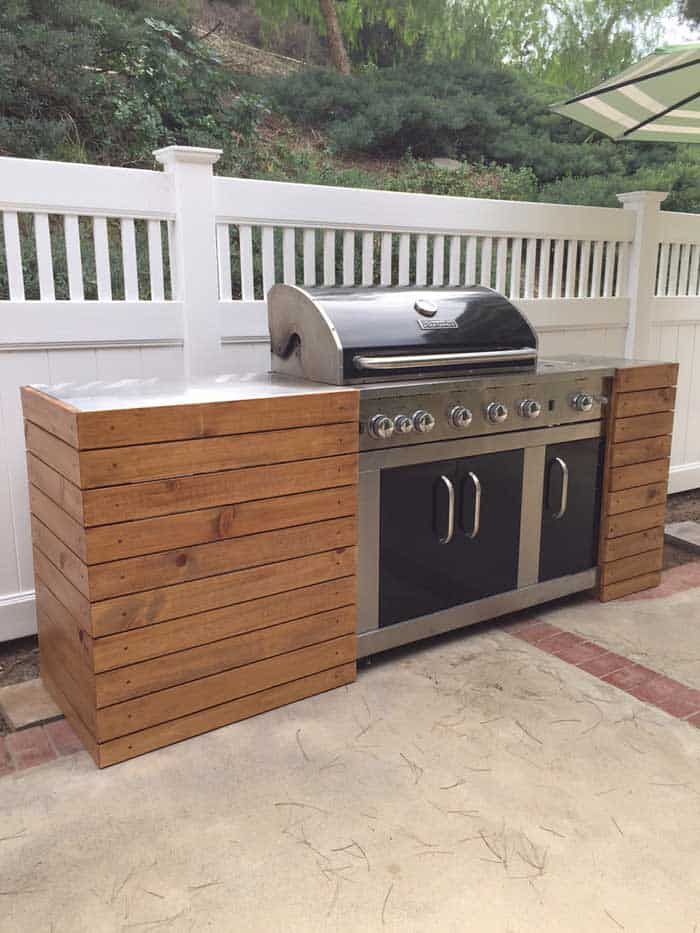 17 Best DIY BBQ Island Ideas (Cinder Blocks, Wood, Cement & More ...