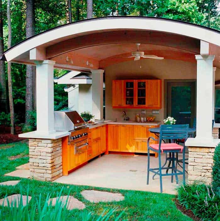 17 Best DIY BBQ Island Ideas (Cinder Blocks, Wood, Cement & More ...