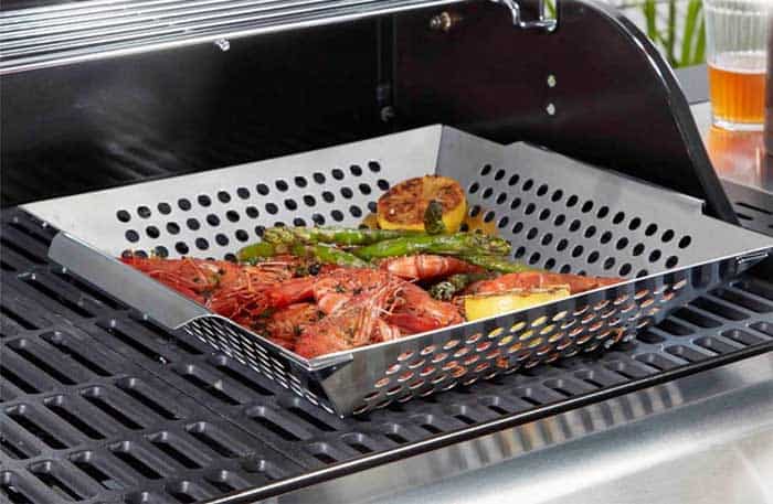 smaid pro vegetable basket on grill surface
