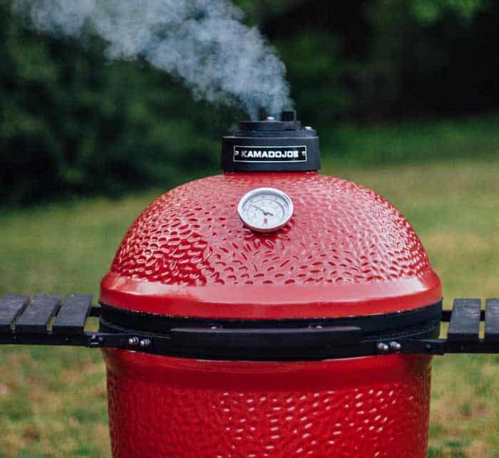 smoke flowing out of kamado joe classic top air vent