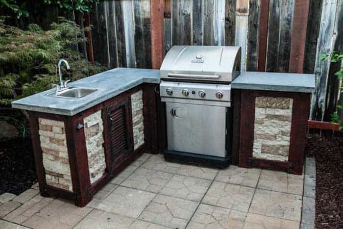 Outdoor grill outlet island plans