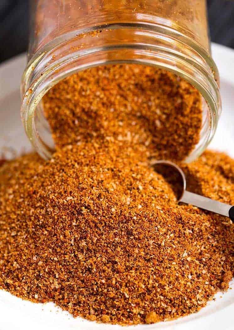 17 Best BBQ Rub Recipes [For Ribs, Beef, Pork, and More!]