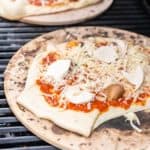 best pizza stone for gas grill reviews
