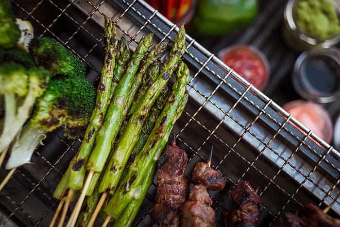 charred barbecue grilled asparagus