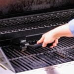 cleaning propane gas grill grates