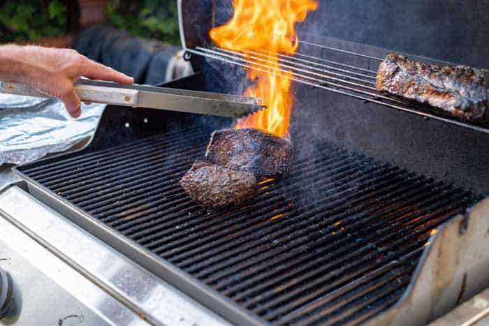 How To Prevent Grill Flare Ups Grease Fires Theonlinegrill Com