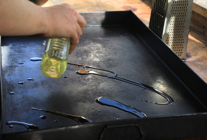 The Best Oil for Griddle Cooking: All You Need to Know