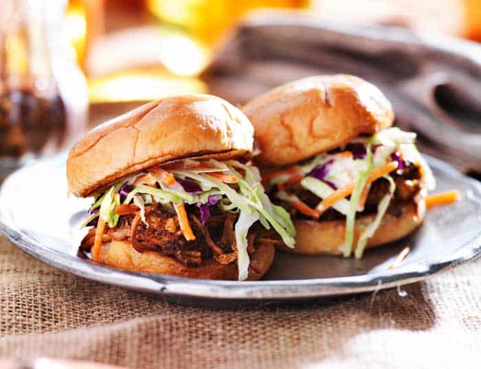 17 Best BBQ Sandwich Recipes [Grilled Chicken, Pulled Pork, Beef ...