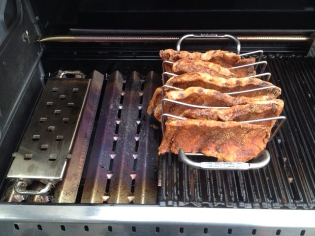 An example of a 2-zone setup for cooking ribs on a gas grill