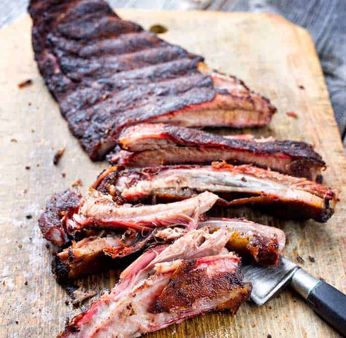 What is the difference between baby back ribs and spareribs?